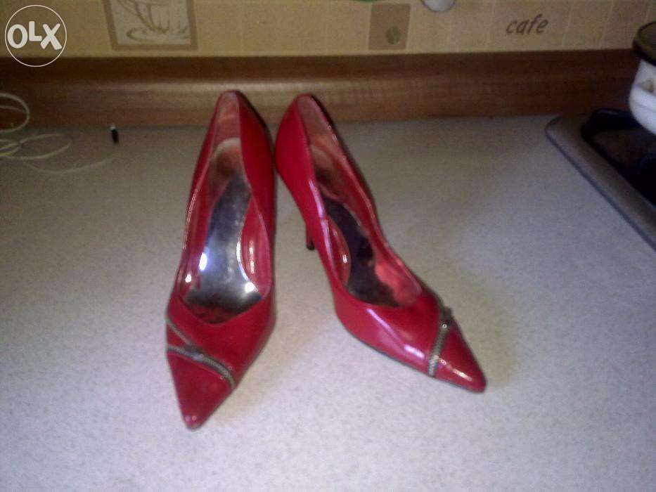 czerwone lakierki roz.4