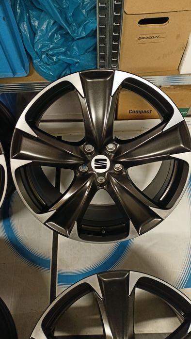 Felgi Aluminiowe Seat Leon IV Cupra 19 cali