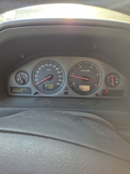 Volvo v70 2.5 tdi manual