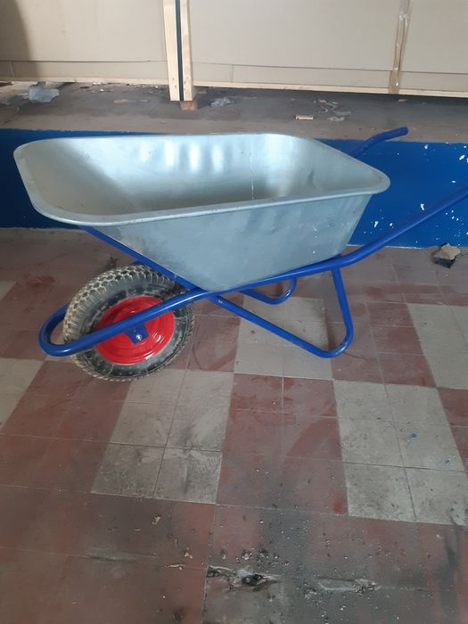 Taczka budowlana na jednym kole 200 kg, 120 l