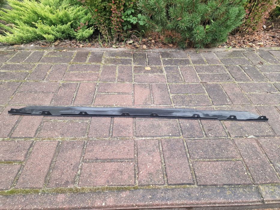 Listwa zderzaka toyota auris II