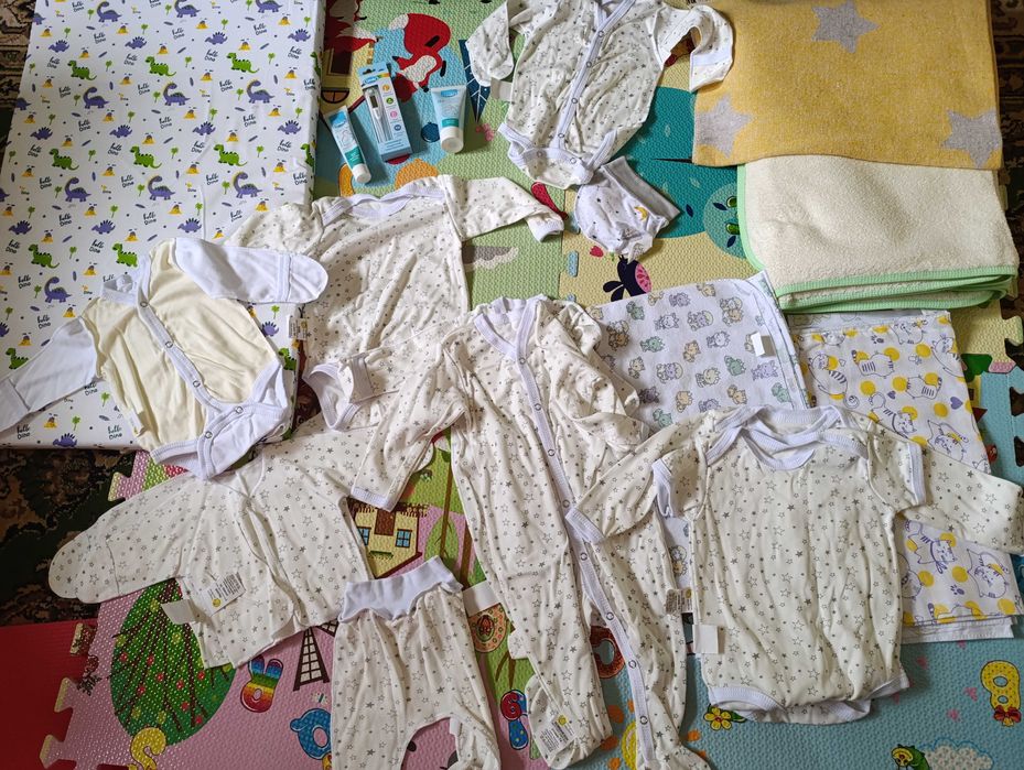 Нові та потрібні речі з бебі боксу