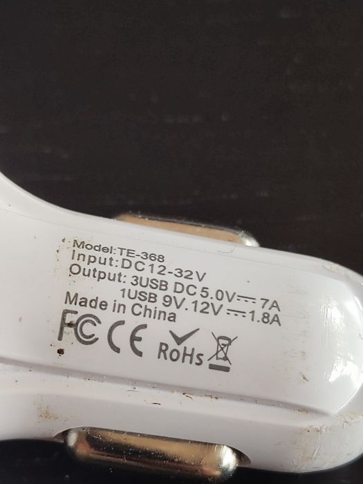 Carregador USB para carro