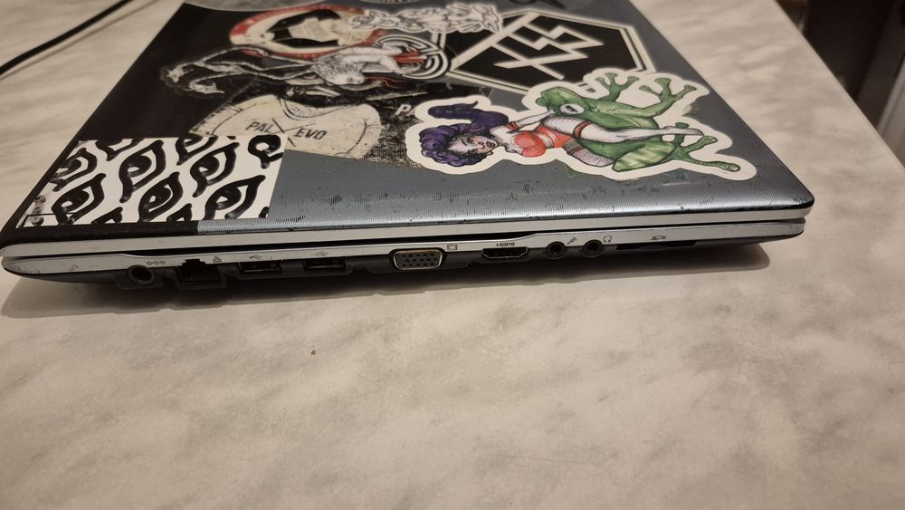 Ноутбук Samsung RV-520, Core-i5 SSD-128GB 8- ОЗУ
2,3Ghz, SSD-128, 4-ОЗ