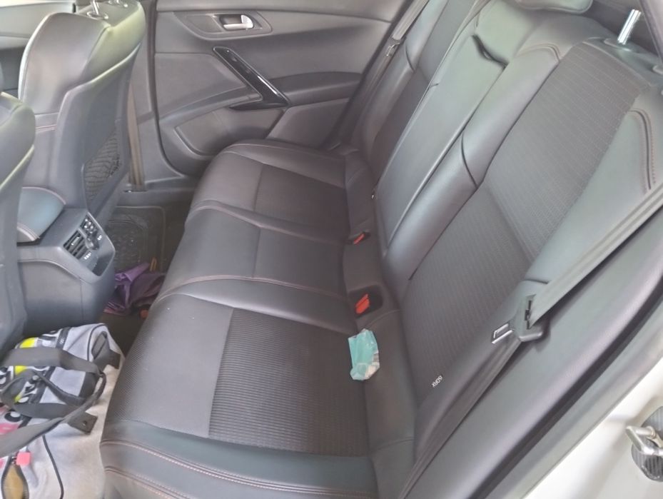 Peugeot 508 RXH hybrid4