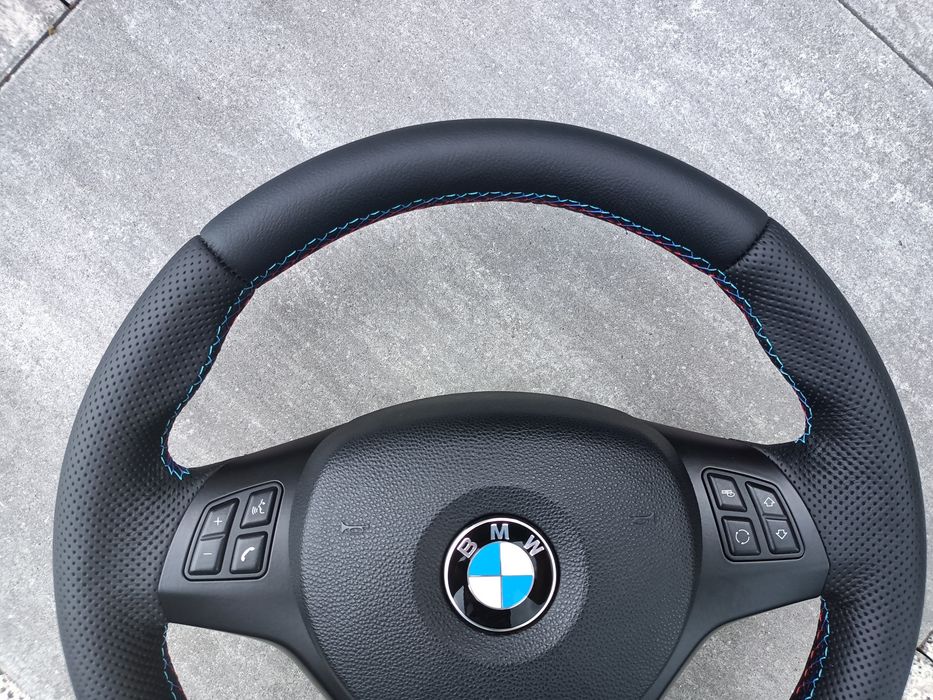 Kierownica Mpakiet z multifunkcją BMW E90 E91 E92 E93 E81 E87 E88 X1