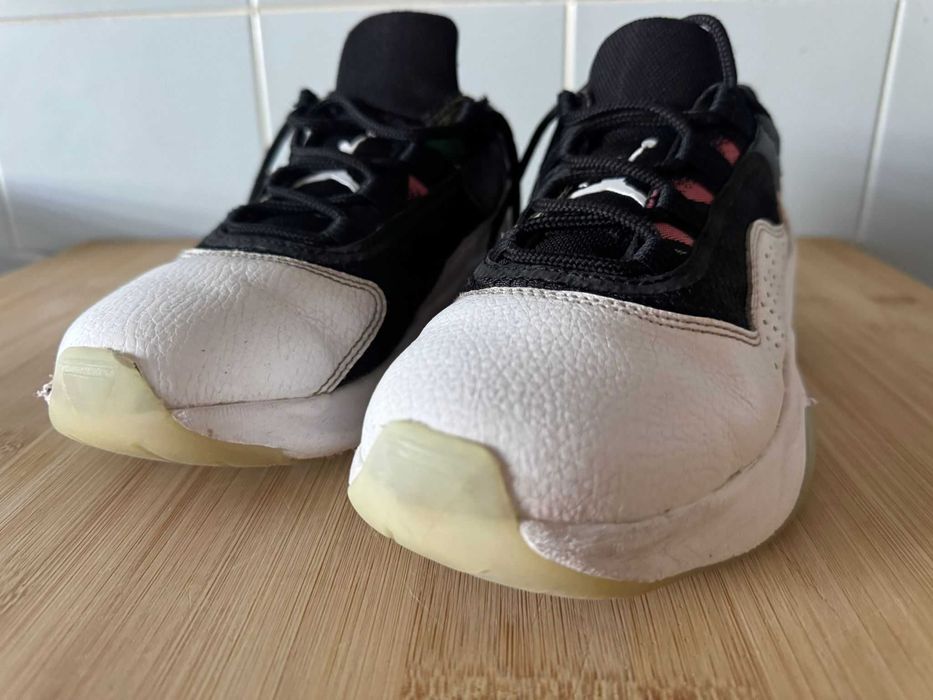 Ténis/sapatilhas basquetebol AIR JORDAN 11 CMFT LOW | tam 36 | 34,99€