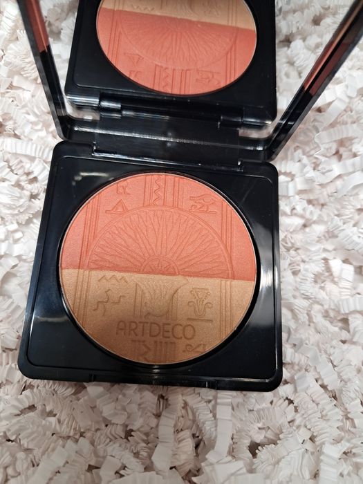 Zestaw ekskluzywnych kosmetyków do makijażu ArtDeco