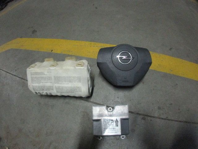 Kit de airbags OPEL Astra H Hatchback (L48)