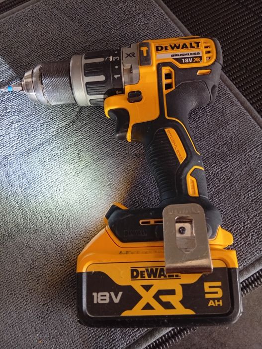 Aparafusadora DEWALT487578621434275840