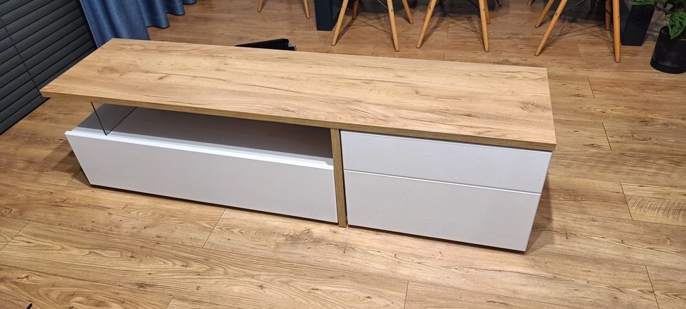 Szafka RTV - biały połysk