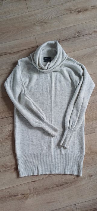 Sweter s,m. Reserved