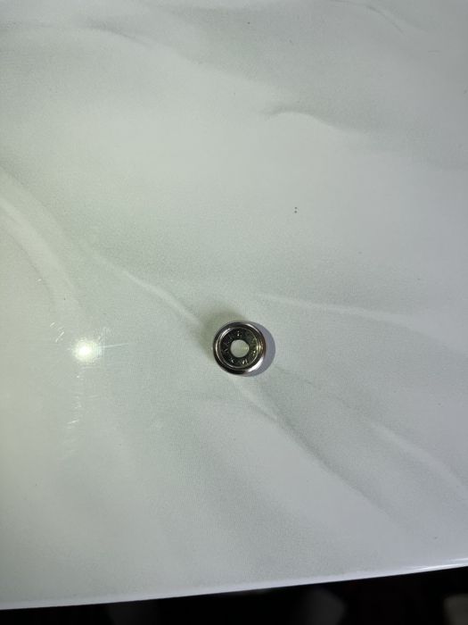 Кнопки для одягу.