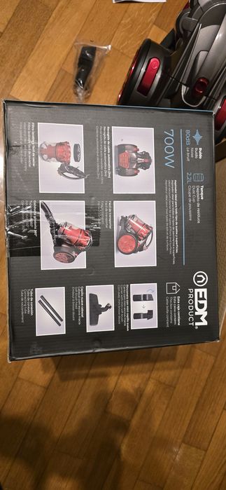 Aspirador NOVO sem saco EDM 700w
