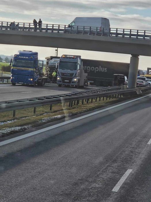 Pomoc Drogowa osobowe dostawcze ciezarowe  24h/7 Mobilna Wulkanizacja