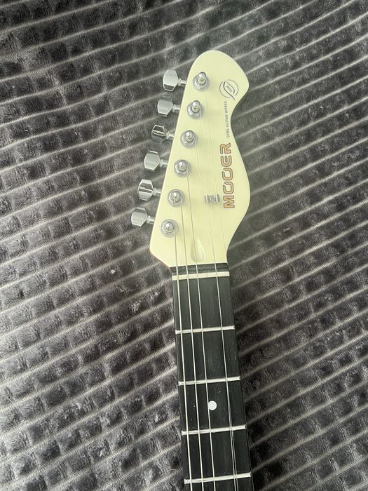 Електро гітара Mooer MSC10 Pro (White)