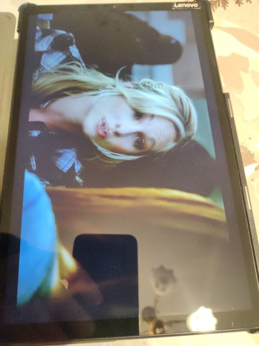 Lenovo Tab M10 FHD Plus