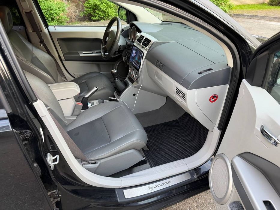 Dodge Caliber 2006 рік 2,0 дизель 6ст мкпп