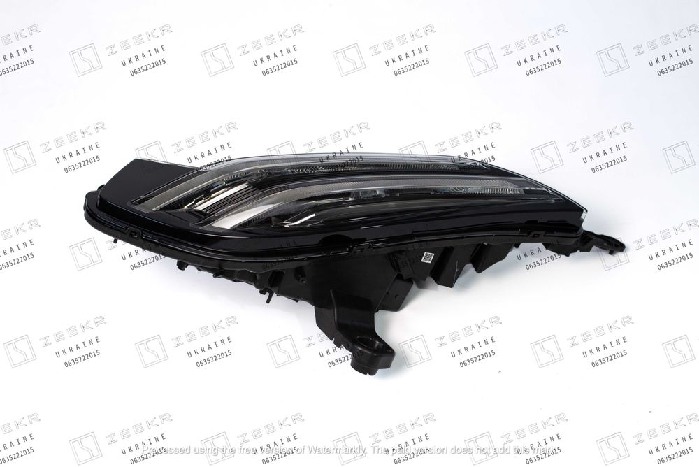 Zeekr 001,X  Фари передні/задні .Оригінал