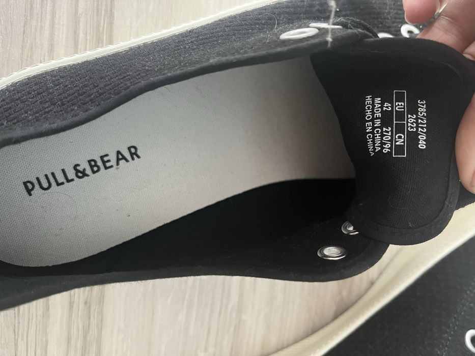 Trampki , tenisowki Pull& Bear 42