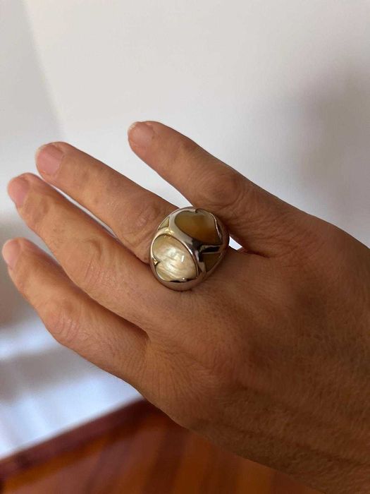 anel em prata com ambar