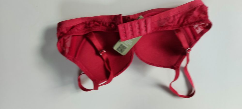 Nowy biustonosz stanik Intimissimi czerwony 75B