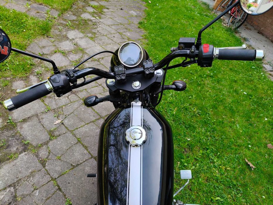 Junak 125 M11 cafe