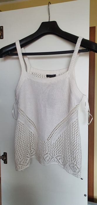 Bluzeczka na ramiączkach