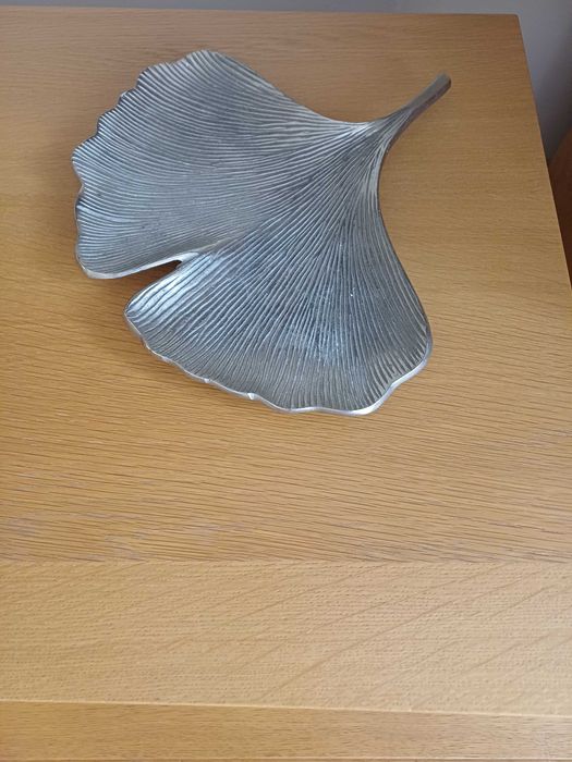 Patera lisc milorzebu - metaloplastyka