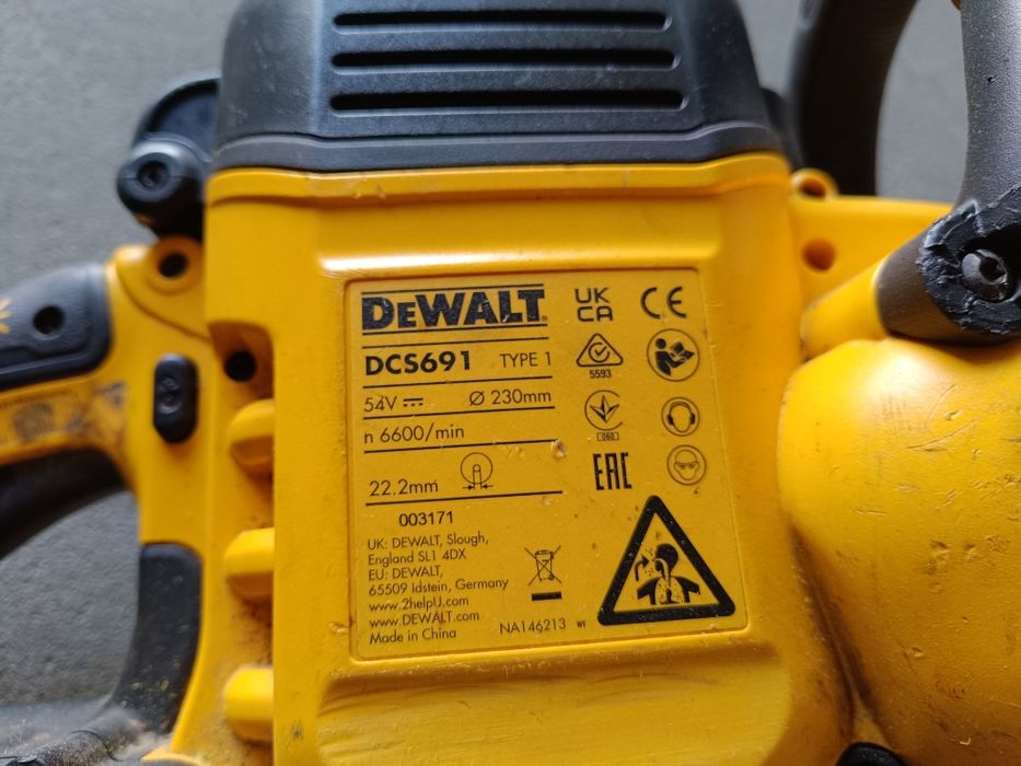 DeWalt dcs691 piła do betonu