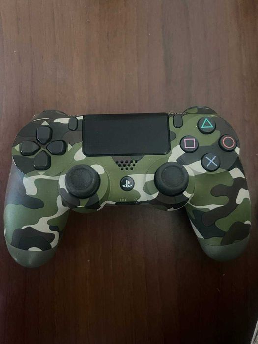 Геймпады Sony DualSense (PS5) и DualShock 4