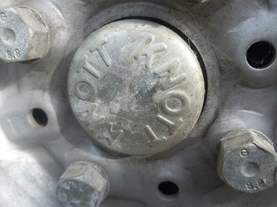 Atrelado com eixo de 750Kg