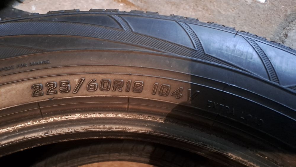 Opony  zimowe  Falken Eurowinter 225×60×18