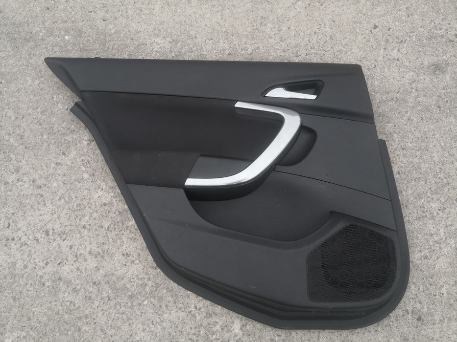 Lewy tylny boczek Opel Insignia A lift czarny tył