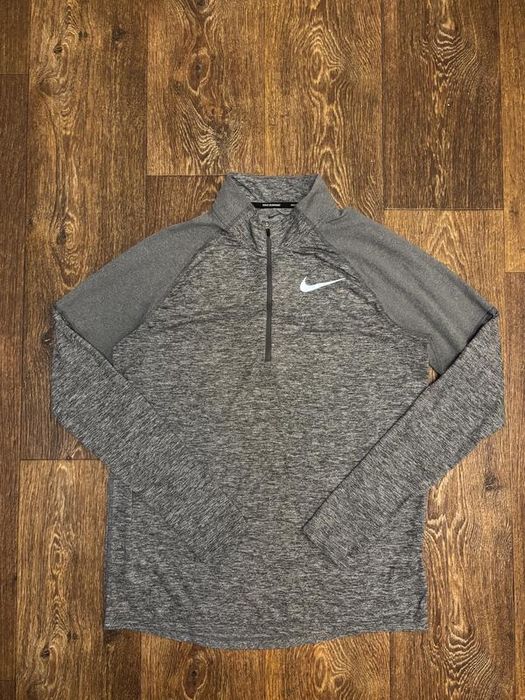 спортивна кофта мастерка  рашгард nike оригінал