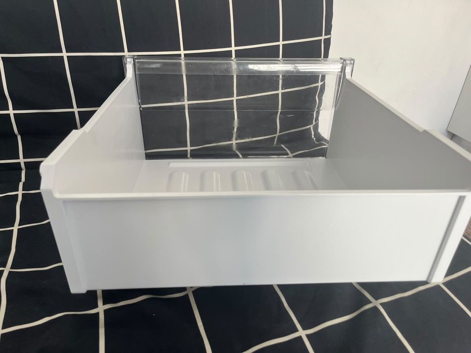 Frigorífico Indesit XIT8 T2E X - Gaveta dos Legumes (grande)