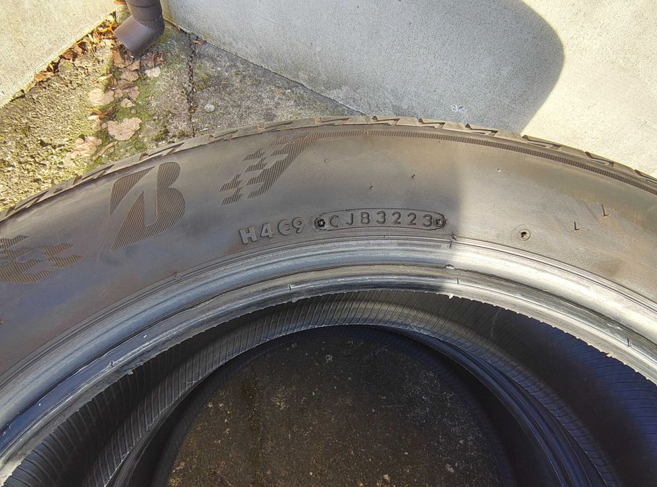 BRIDGESTONE TURANZA T005A   215/55/18  4 sztuki dot 3223