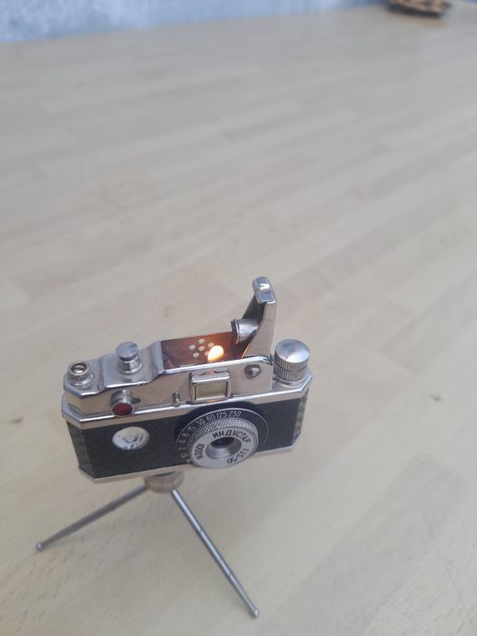 Зажигалка фотоаппарат: 4 500 грн. - Коллекционирование Подгородное