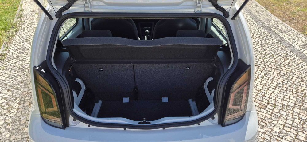 VW Up! 1.0 BlueMotion Move — photo 5