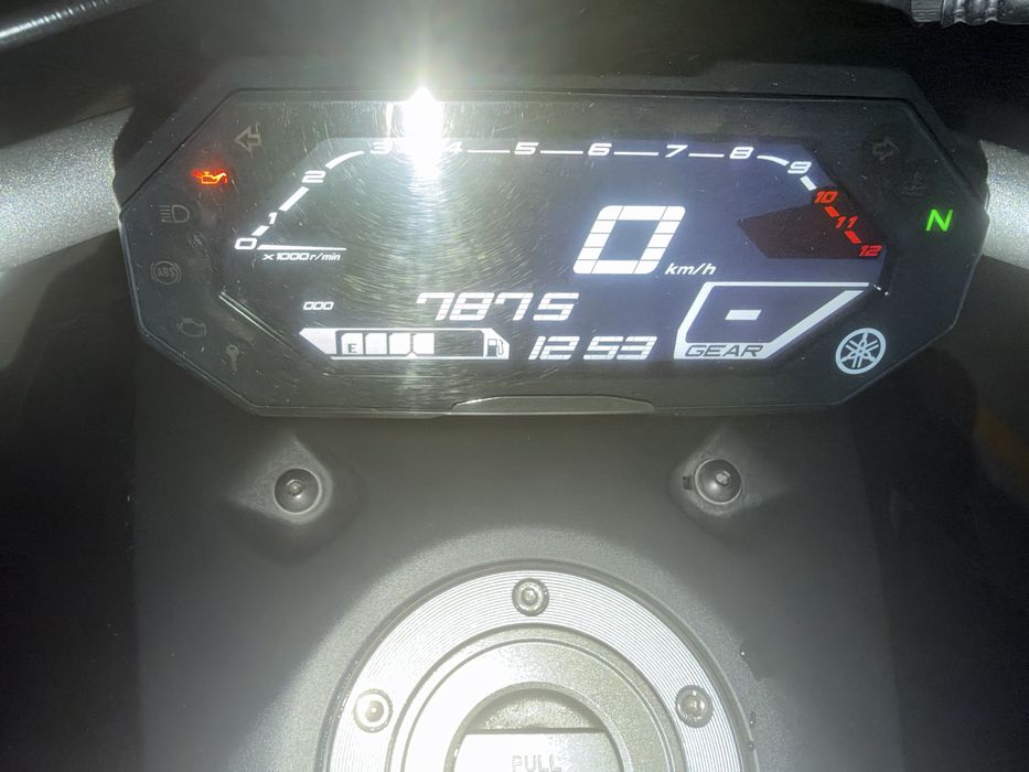 Yamaha MT - 07 pure black full power