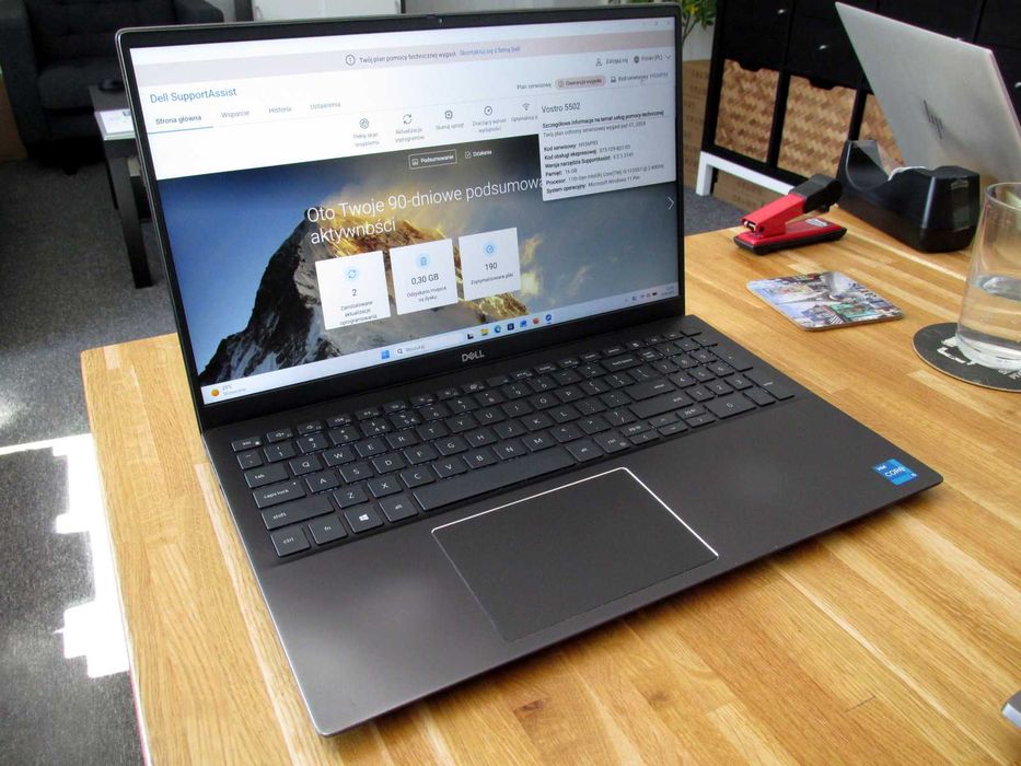 Dell Vostro 5502 15" i5 16GB 256GB laptop notebook (89)