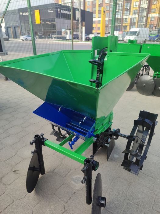 Картоплесаджалка