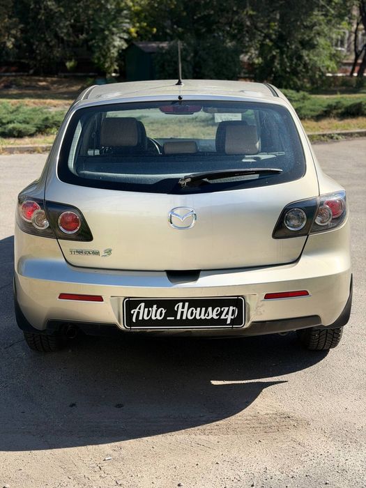 Продам Mazda 3 1.6