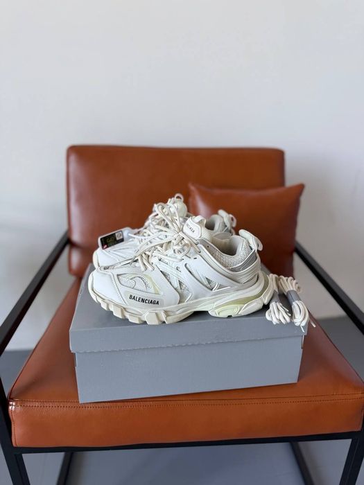 36-45 Balenciaga Track White