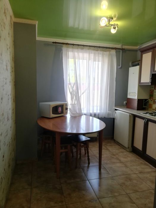 Подобово 3 кімнатна квартира. Умань.