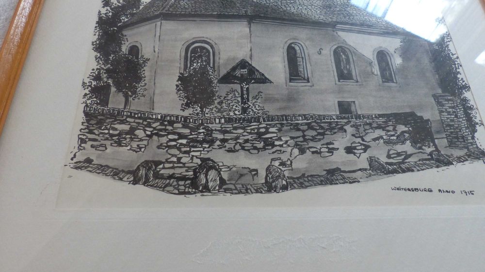 obrazek grafika z kapliczką