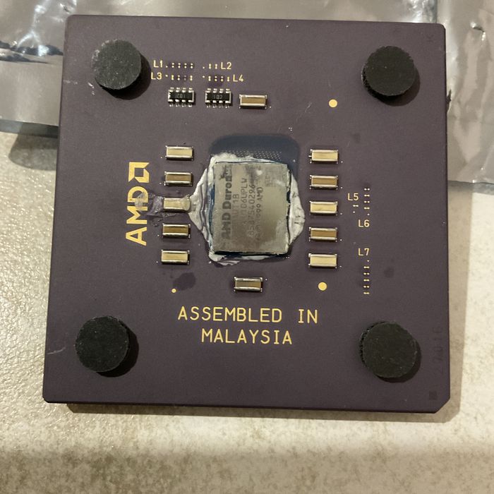 Процессор AMD Duron 800 MHz (Socket A), ретро