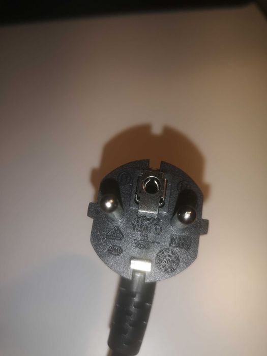 Kabel zasilający Yung Li YP22-YC14, 16A/250V - 2.5A/250V, 1.8m - nowy