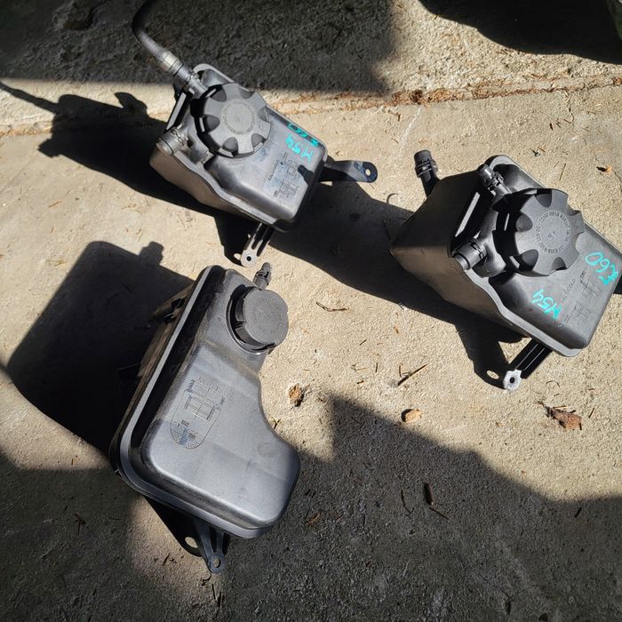 Bmw e60 e61  zbiornik zbiorniczek wyrównawczy płynu chłodzącego