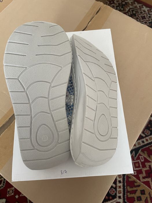 Buty medyczne skórzane